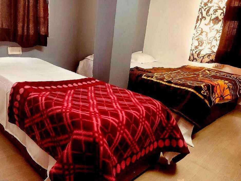 Hotel O Dev Mansarovar